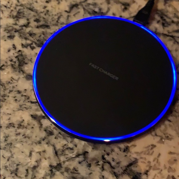 Brand new Wireless charging pad!! - Picture 7 of 7